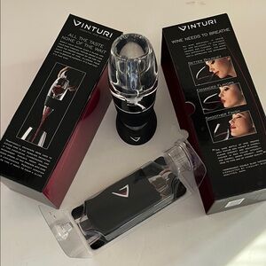 Vinturi Wine Aerator with Elegant Black Design